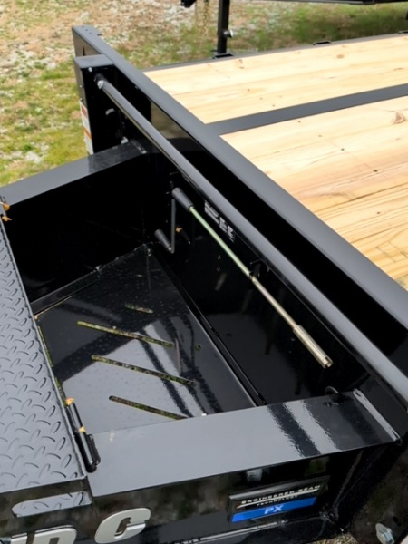 New 2026 Diamond C Trailers PX210 Deckover Trailer
