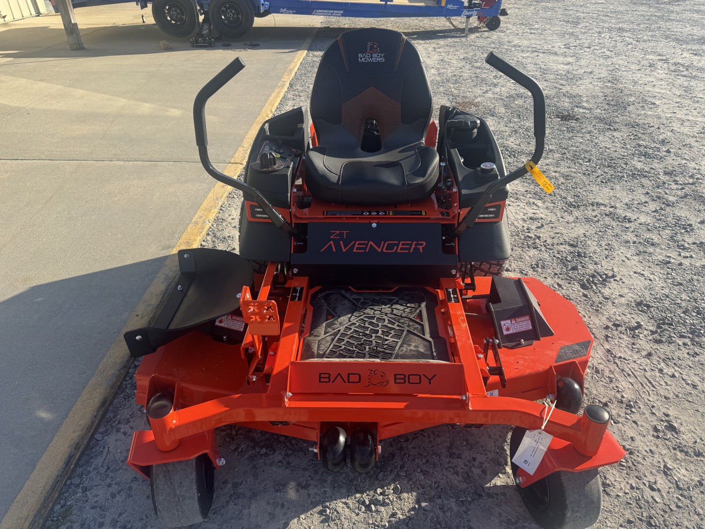 New 2026 Bad Boy ZT AVENGER 60" KAWASAKI BAZ60FR691 Lawn Mowers