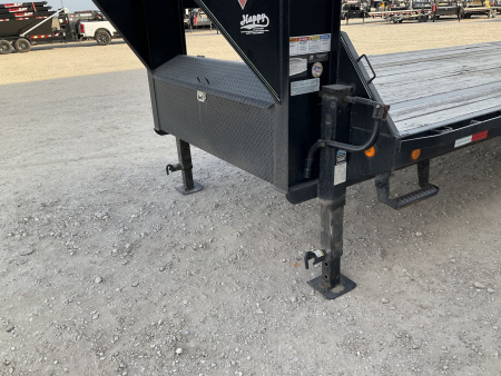 Used 2021 PJ 102"x30' Gooseneck Flatbed- LS