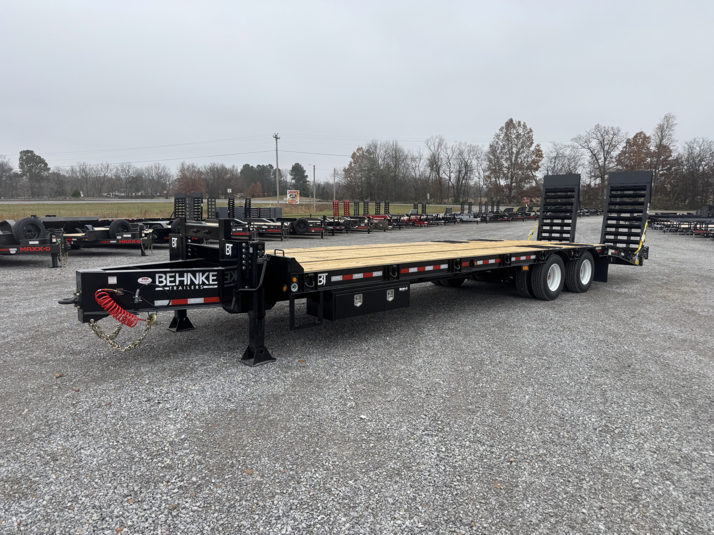 New 2026 Behnke 102"x31' 20 TON Pintle Hitch Tag Trailer *AIR RAMPS*