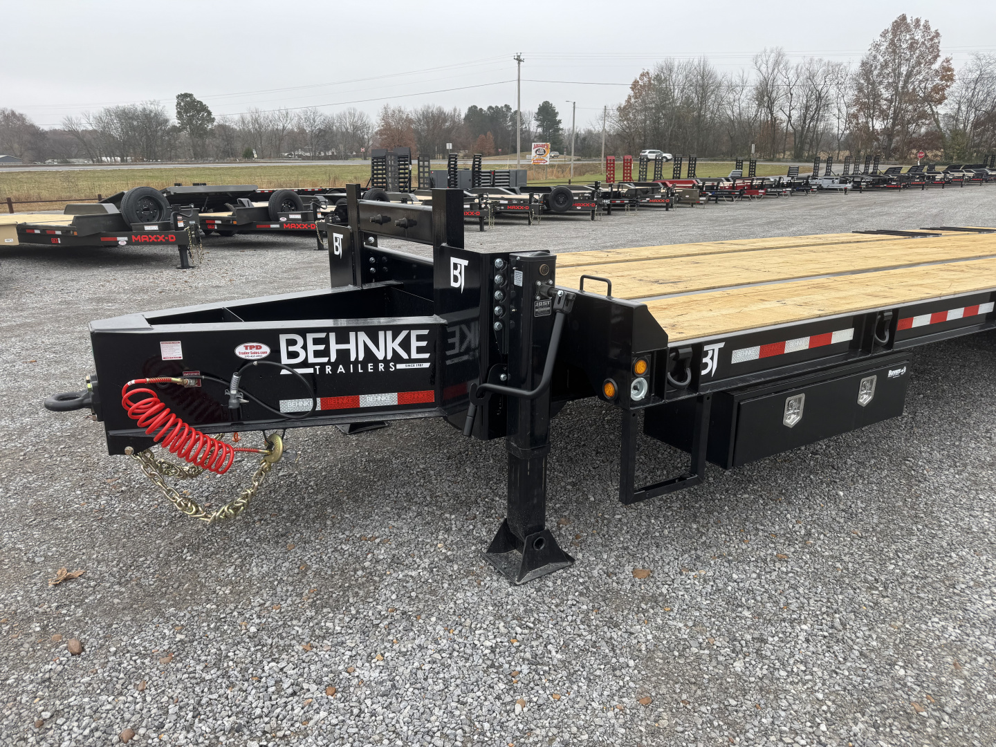 New 2026 Behnke 102"x31' 20 TON Pintle Hitch Tag Trailer *AIR RAMPS*