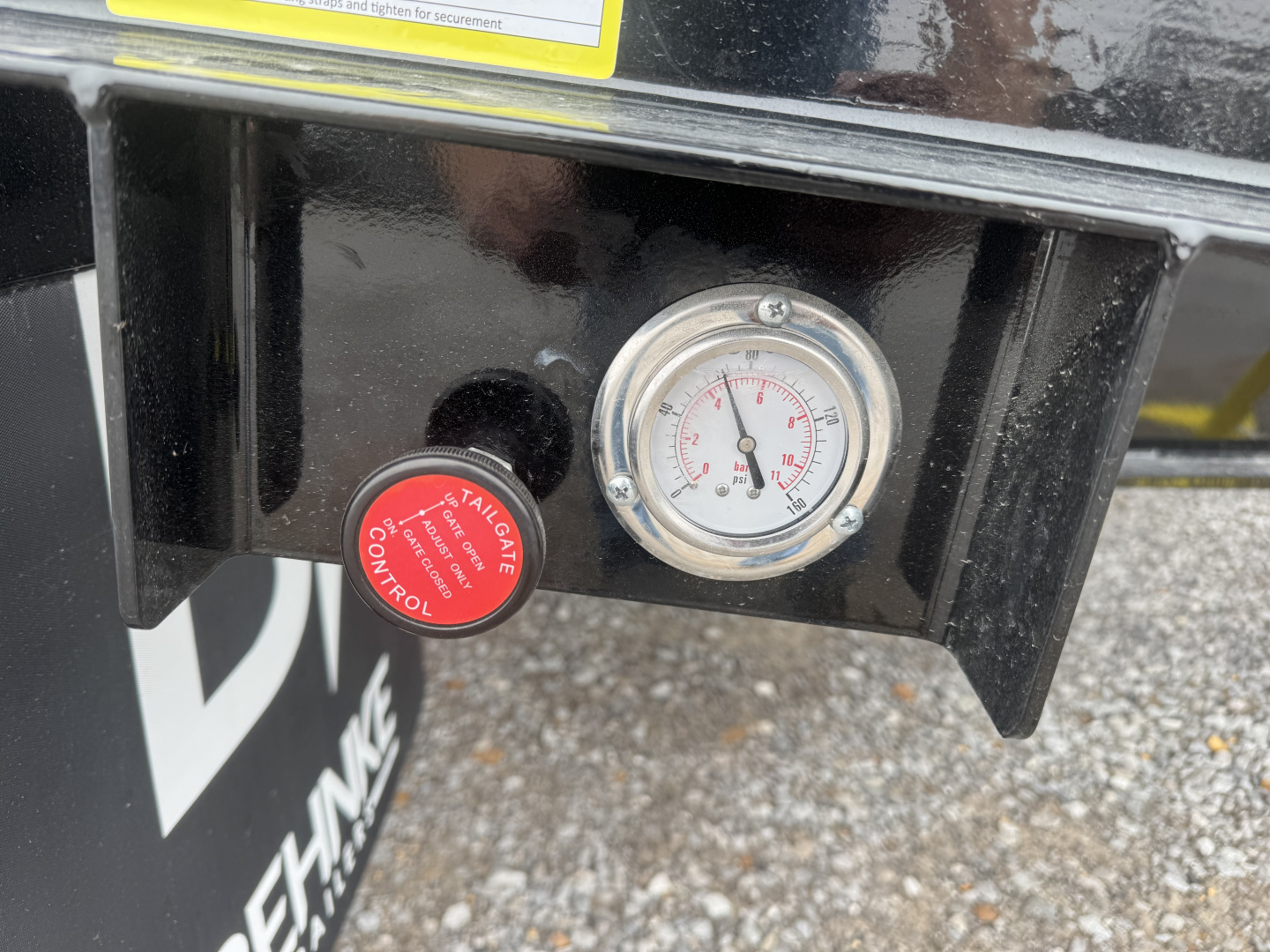 New 2026 Behnke 102"x31' 20 TON Pintle Hitch Tag Trailer *AIR RAMPS*