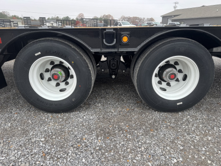 New 2026 Behnke 102"x31' 20 TON Pintle Hitch Tag Trailer *AIR RAMPS*