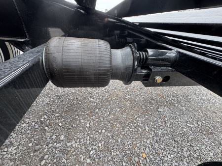 New 2026 Behnke 102"x31' 20 TON Pintle Hitch Tag Trailer *AIR RAMPS*