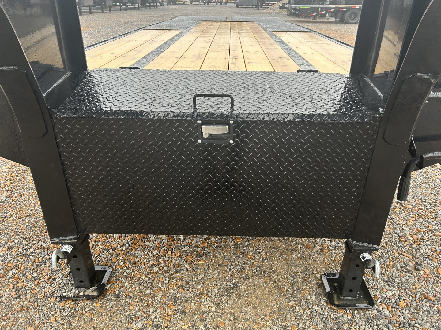 New 2026 MAXXD Gooseneck Flatbed Trailer | 102" x 25' 25K GVWR