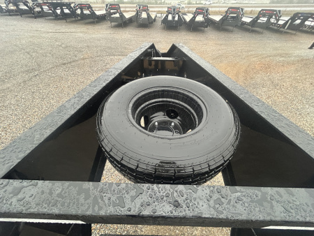 New 2026 MAXXD Gooseneck Flatbed Trailer | 102" x 25' 25K GVWR