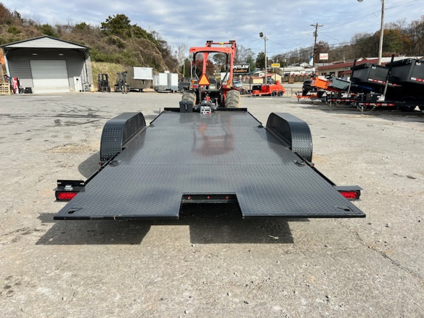 New 2024 Outlaw Trailers 22' 15k Tit w/ add ons Tilt Trailer
