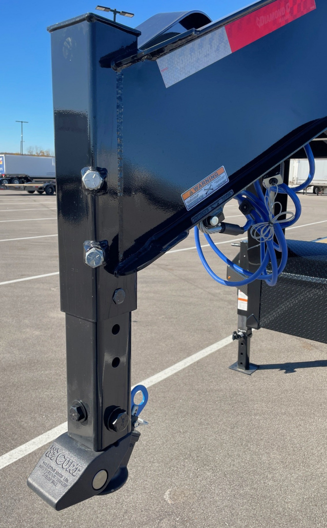 New Diamond C FMAX-208-HS 40' Gooseneck Flatbed Trailer: 18,000 GVWR, Spare, Max Ramps