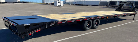 New Diamond C FMAX-208-HS 40' Gooseneck Flatbed Trailer: 18,000 GVWR, Spare, Max Ramps
