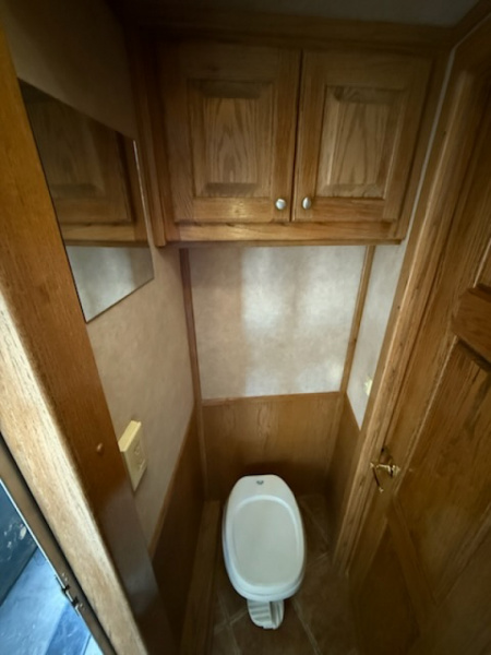 Used 2003 4-Star 4H-LQ Horse Trailer