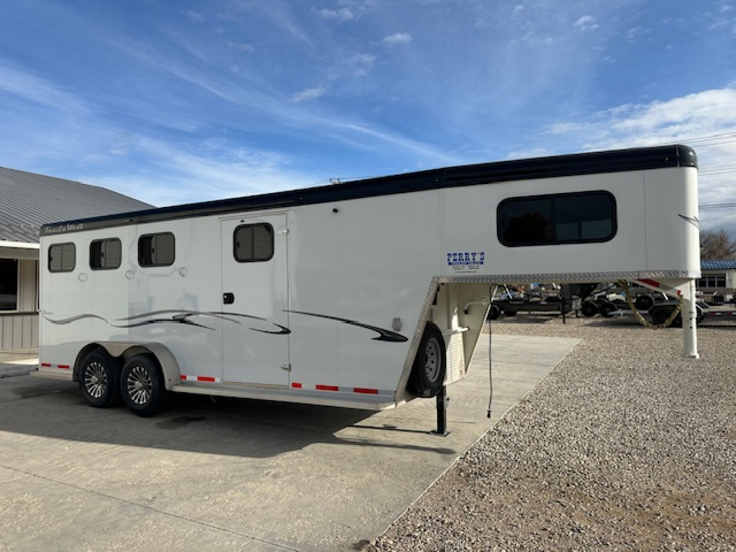 Used 2024 Trails West 3 Horse Classic