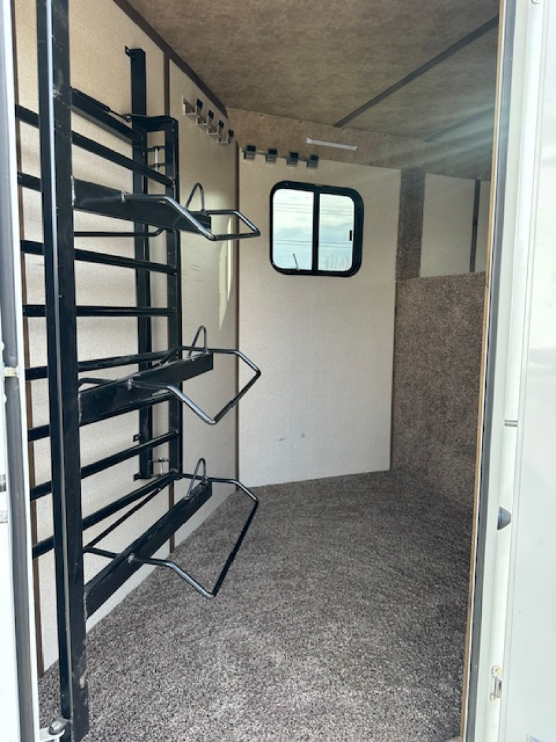 Used 2024 Trails West 3 Horse Classic