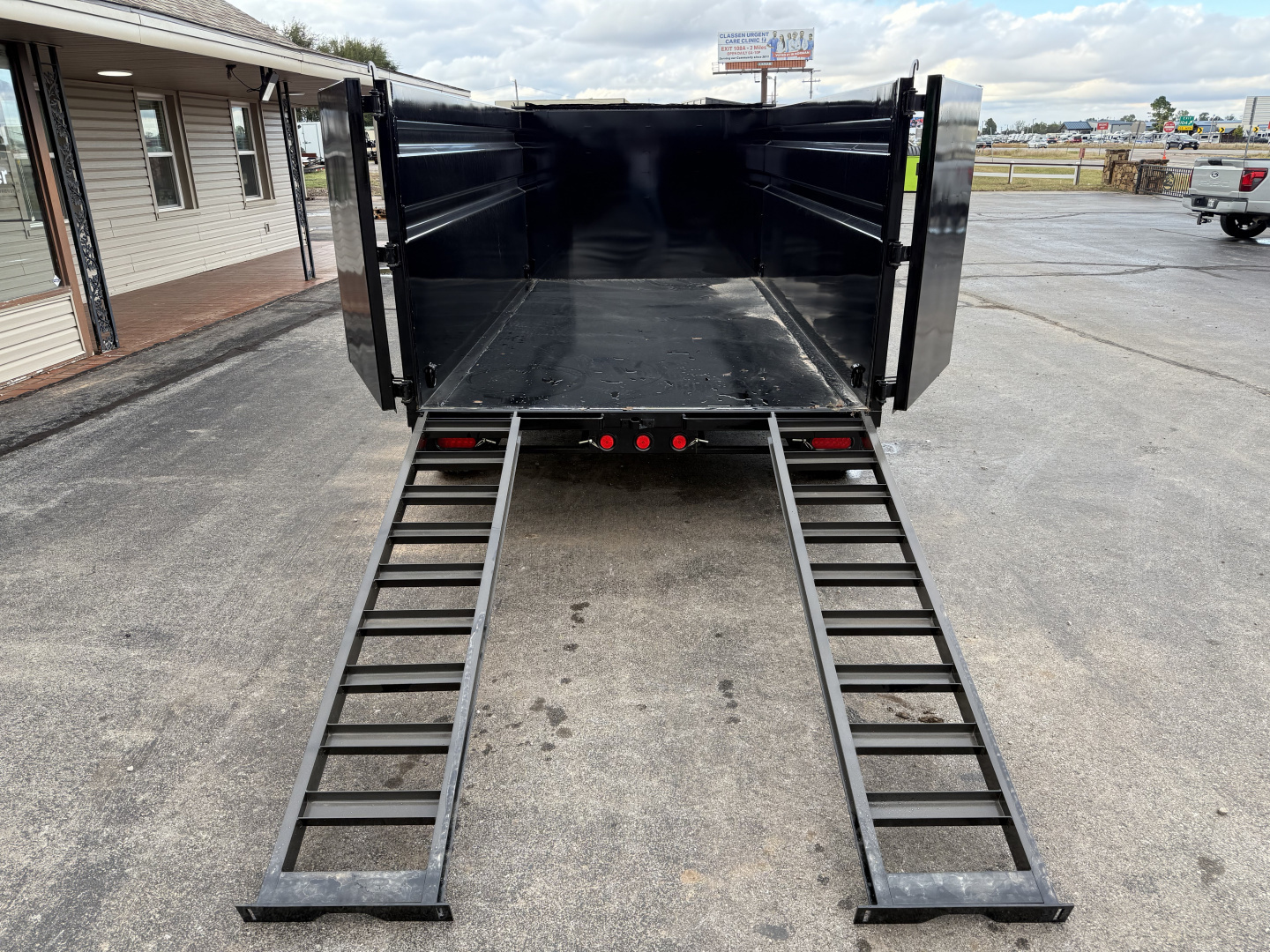 New 2026 PJ 72"x12' BP Tandem Axle Dump w/ 48" Sides – D3