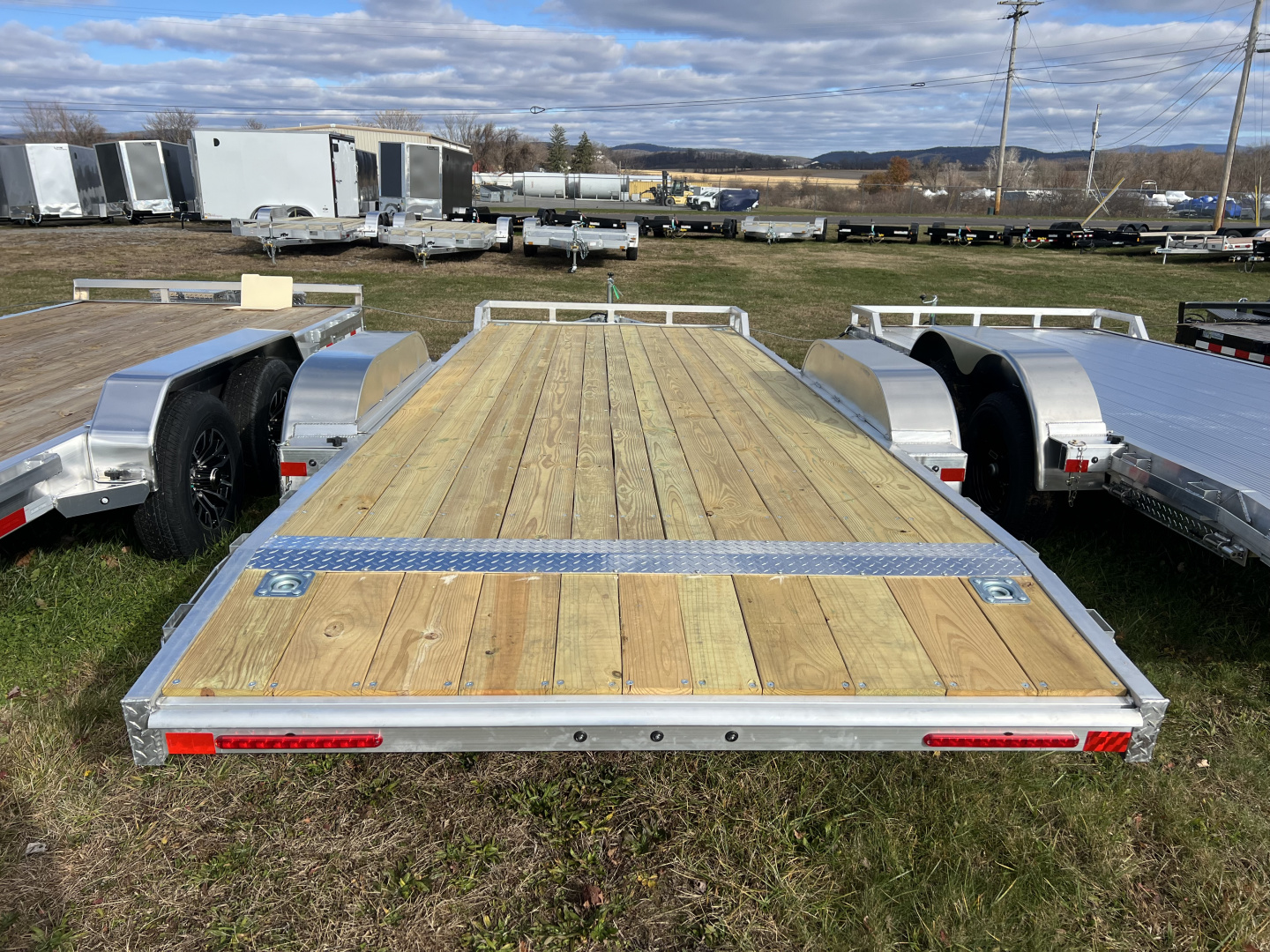 New 2026 Mission 7x20 10K Wood Deck Car Hauler
