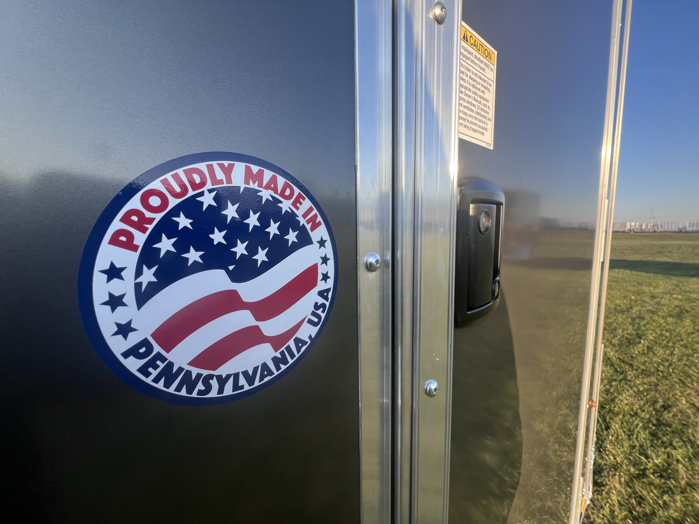 New 2026 Look Trailers 7x12 3.5K RAMP DOOR ST DLX Cargo / Enclosed Trailer