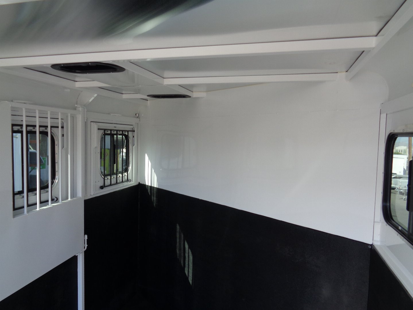 New 2026 Trails West *ADV MX II 2H * ADVENTURE MX II 2-Horse Slant Load Horse Trailer