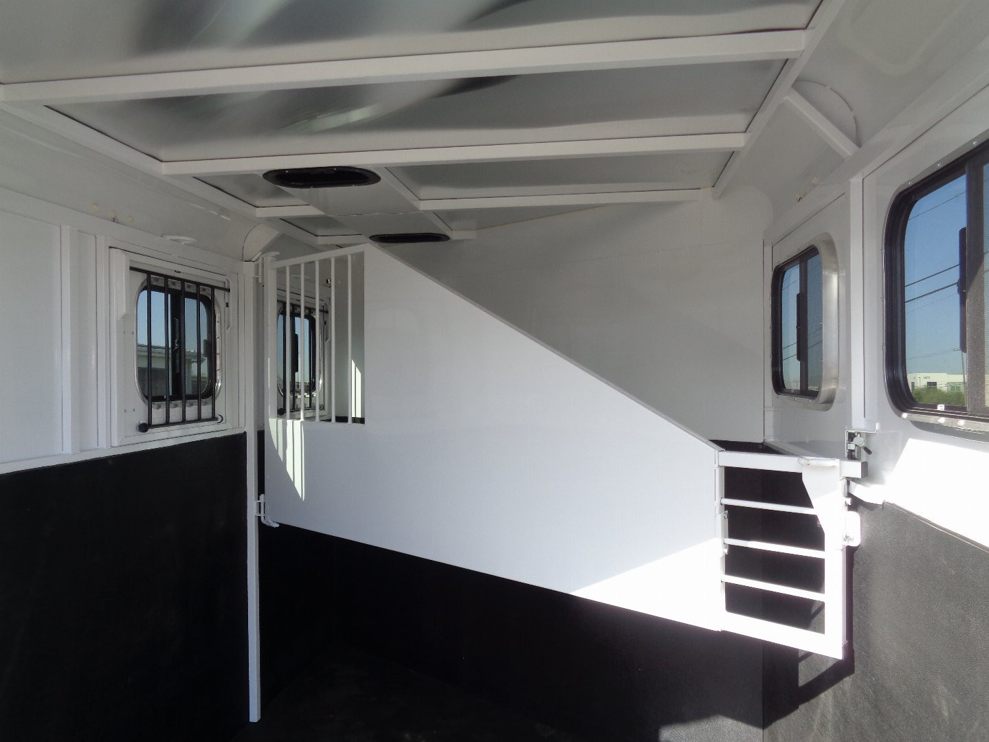 New 2026 Trails West *ADV MX II 2H * ADVENTURE MX II 2-Horse Slant Load Horse Trailer