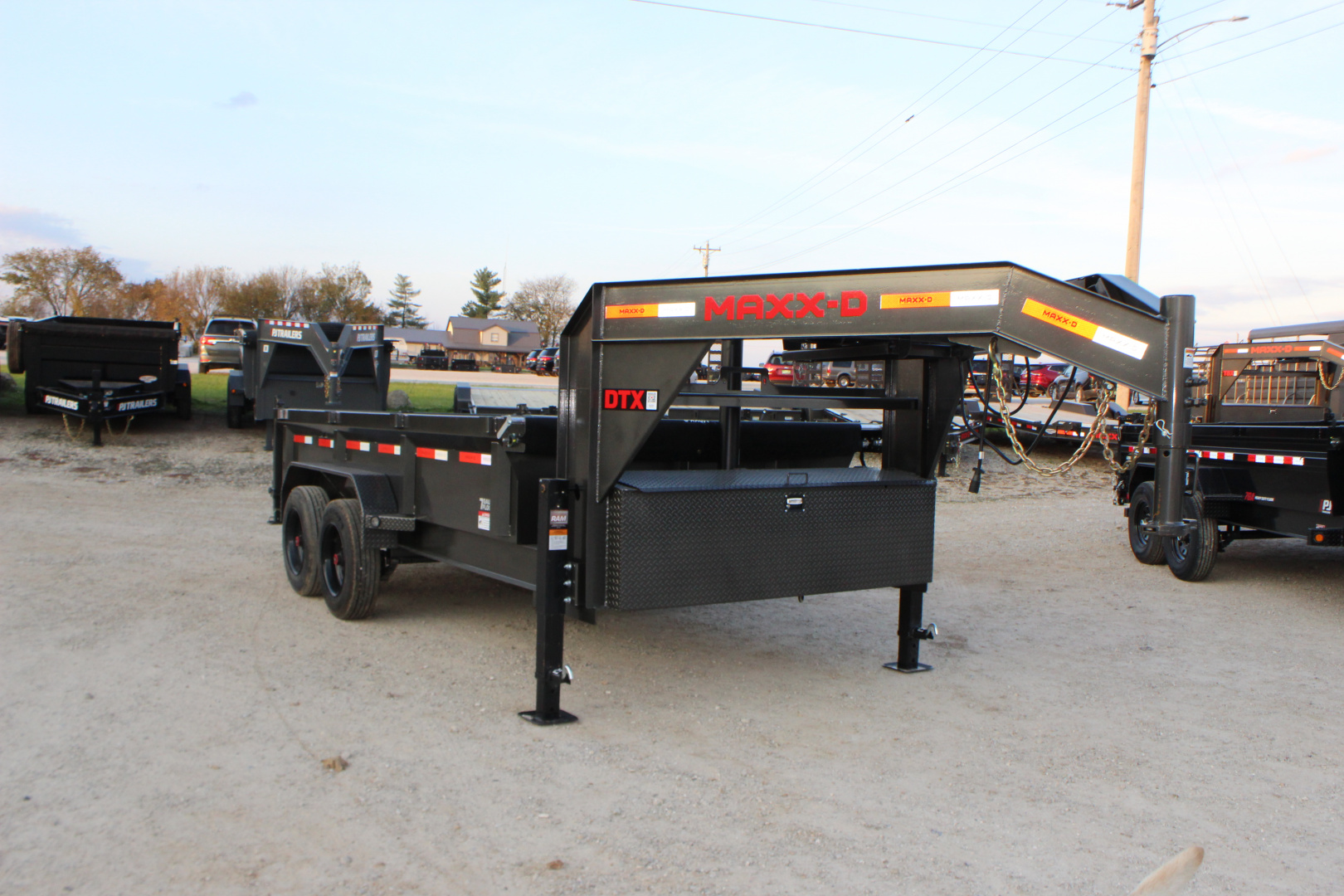 2026 MAXXD DTX photo 2
