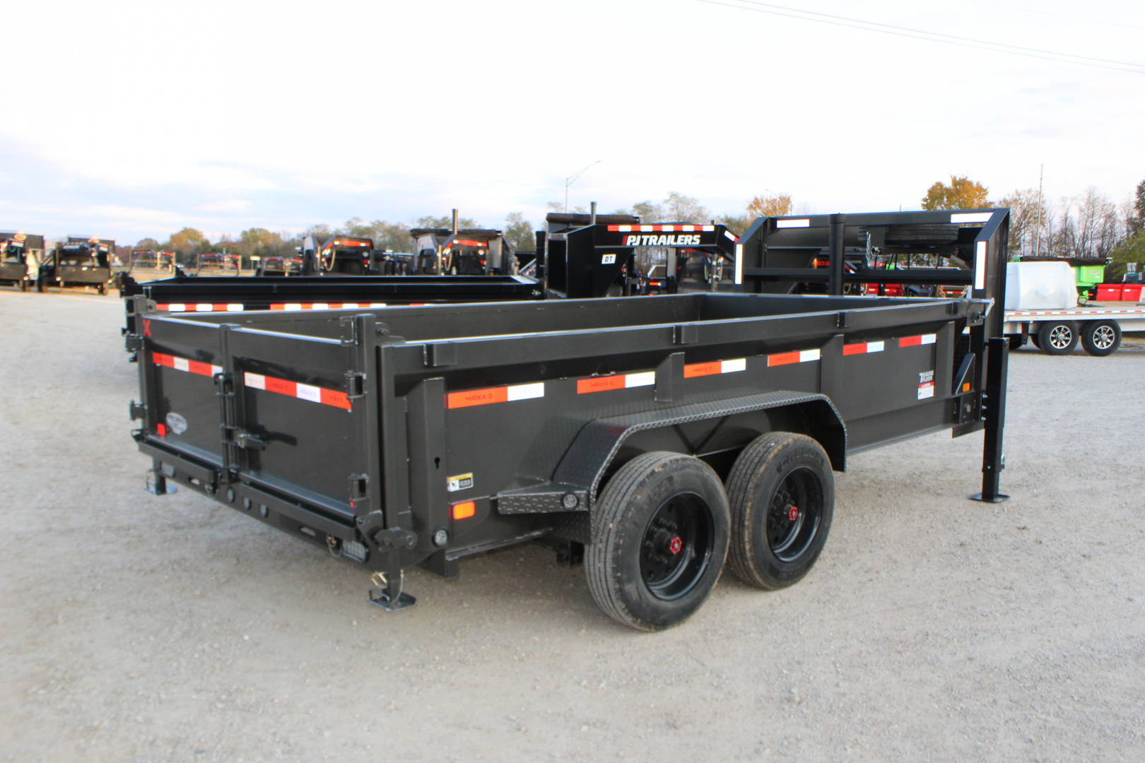 2026 MAXXD DTX photo 3