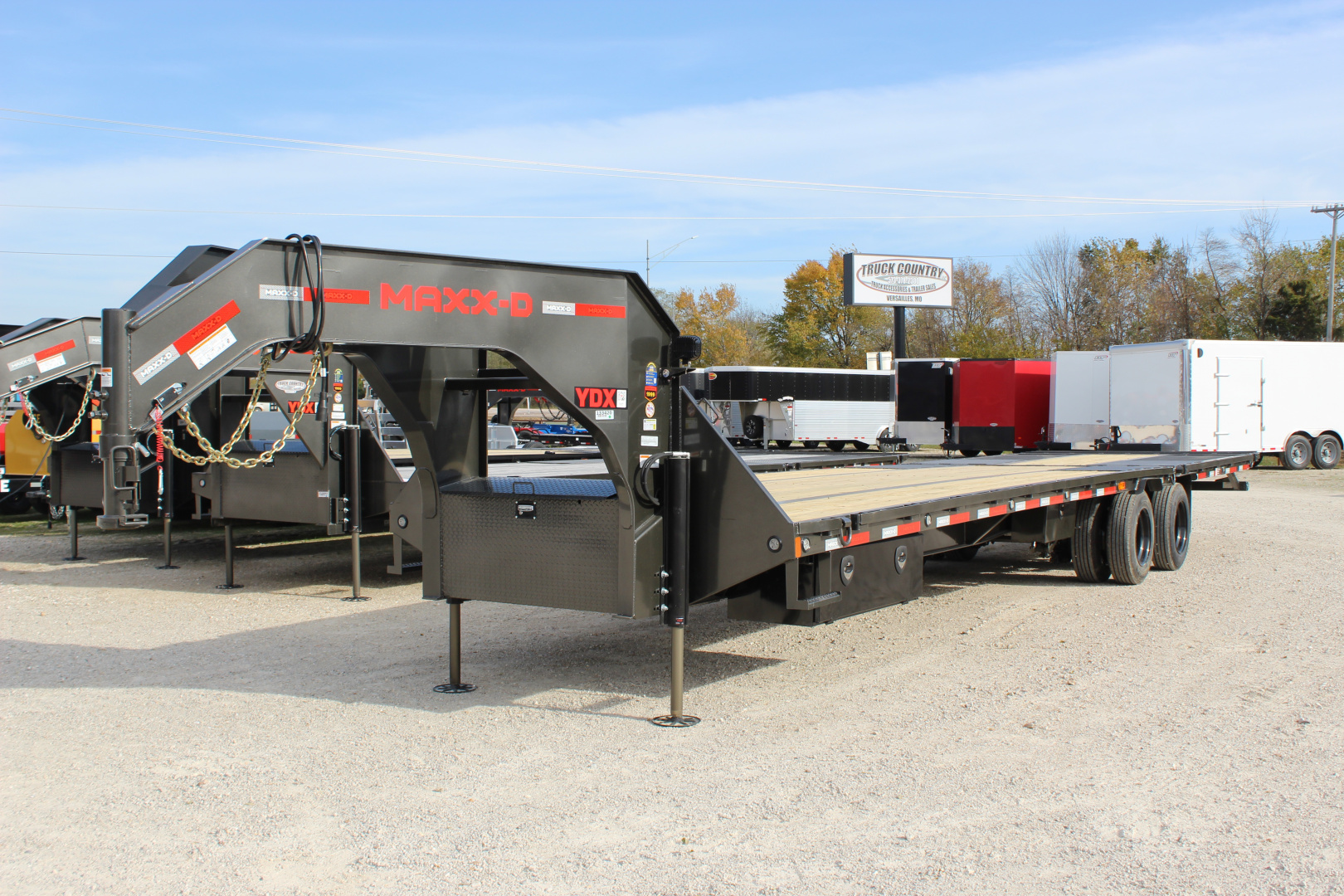 New 2026 MAXX-D YDX 34' X 102" Hydraulic Dovetail Trailer