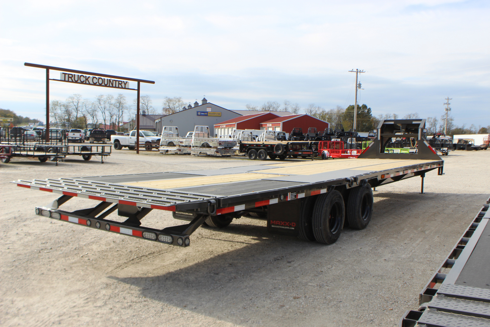 New 2026 MAXX-D YDX 34' X 102" Hydraulic Dovetail Trailer