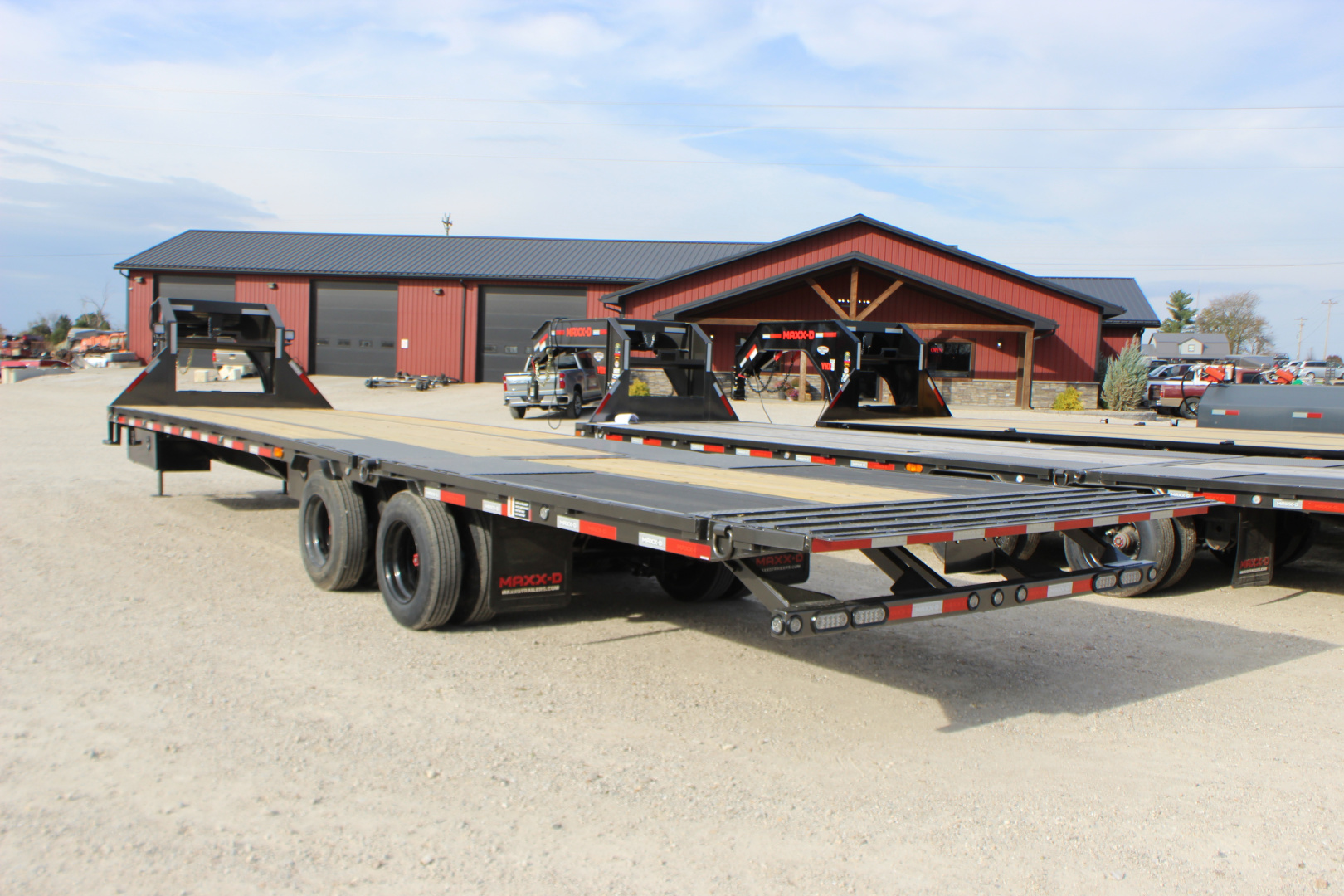 New 2026 MAXX-D YDX 34' X 102" Hydraulic Dovetail Trailer
