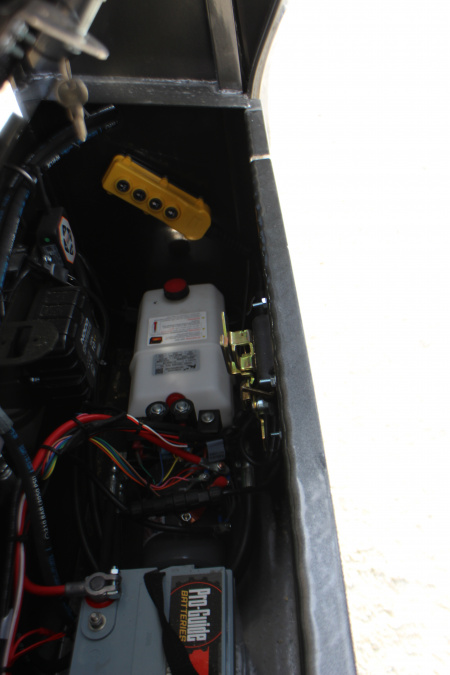 New 2026 MAXX-D YDX 34' X 102" Hydraulic Dovetail Trailer