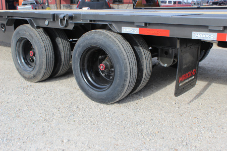 New 2026 MAXX-D YDX 34' X 102" Hydraulic Dovetail Trailer