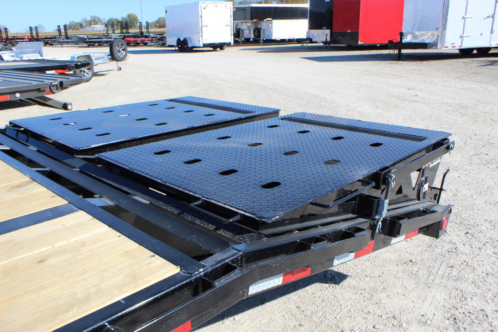 New 2026 PJ TRAILERS LD 32' Gooseneck Flatbed Trailer