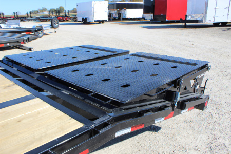New 2026 PJ TRAILERS LD 32' Gooseneck Flatbed Trailer