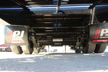 New 2026 PJ TRAILERS LD 32' Gooseneck Flatbed Trailer