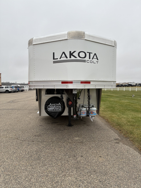 New 2026 Lakota 3H 9'LQ Horse Trailer