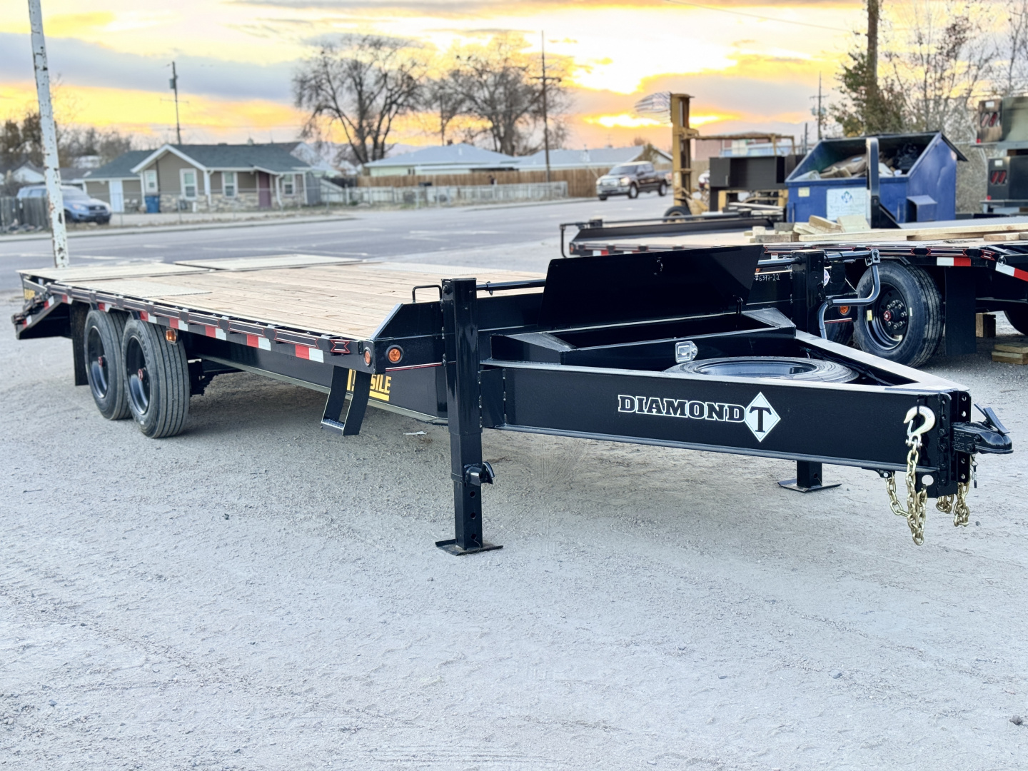 New 2026 Diamond T 8.5-22 Deckover Equipment Hauler 16K GVWR