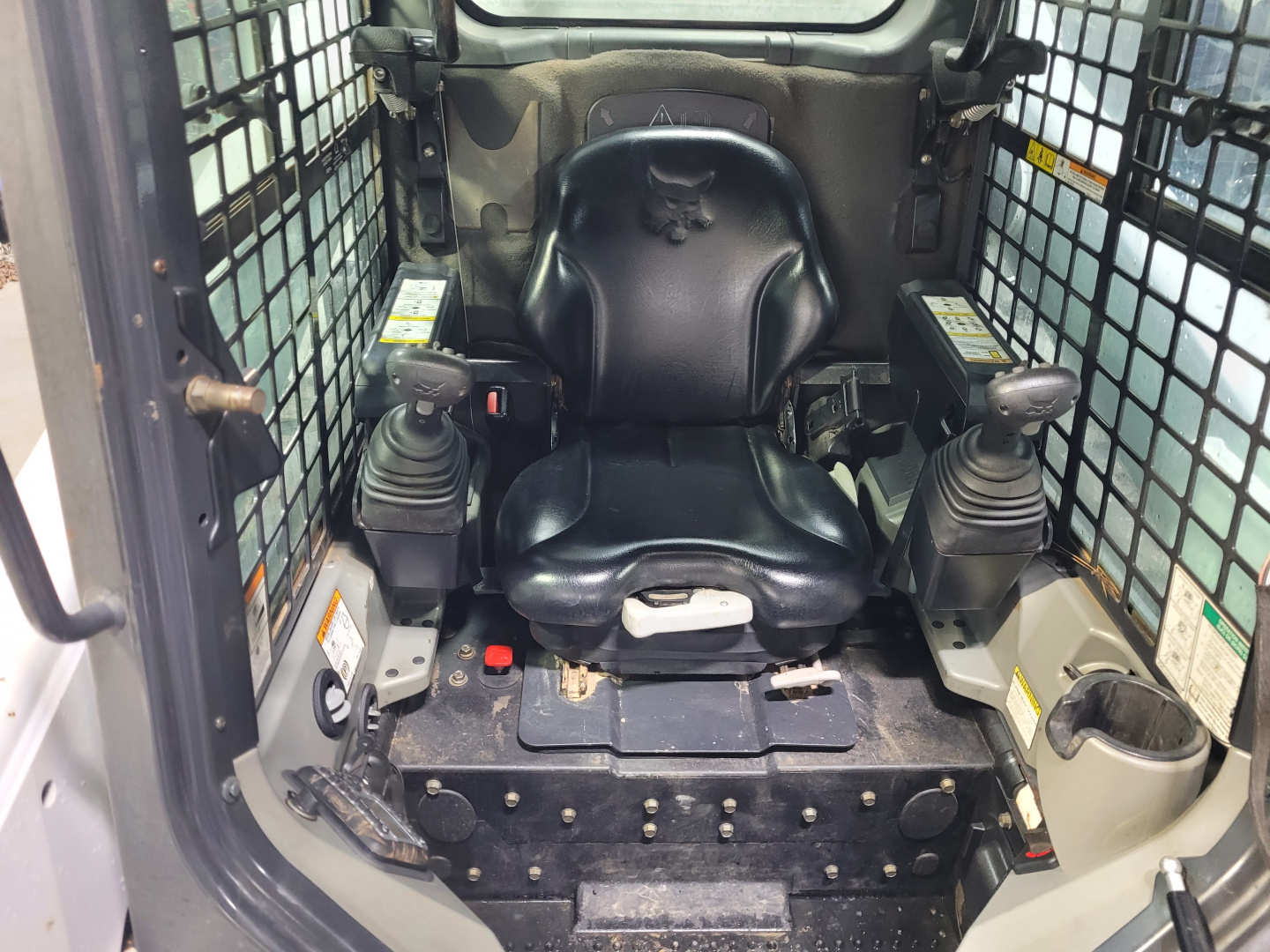 Used 2013 Bobcat T870 Skid Steer