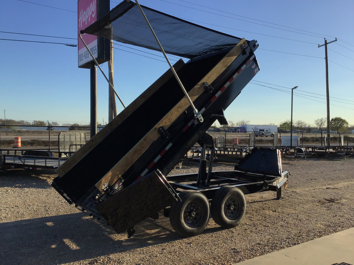 New 2026 PJ 83"x14' BP Tandem Axle Low Pro Dump w/ 24" Sides - DV