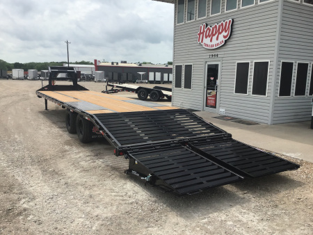 New 2026 PJ 102"x32' GN Low-Pro Flatbed w/ Duals - LD