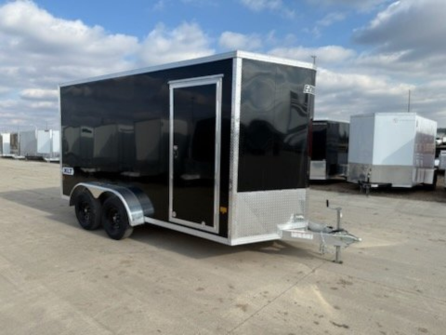 2026 E-Z Hauler EZEC photo 2