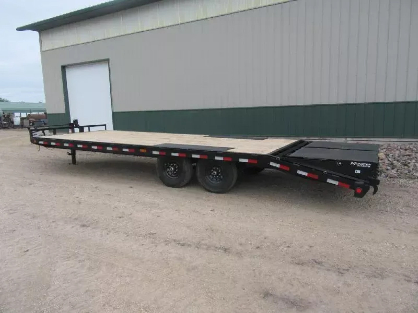 New 2026 24' x 8" 14k PJ I-beam Deckover Trailer