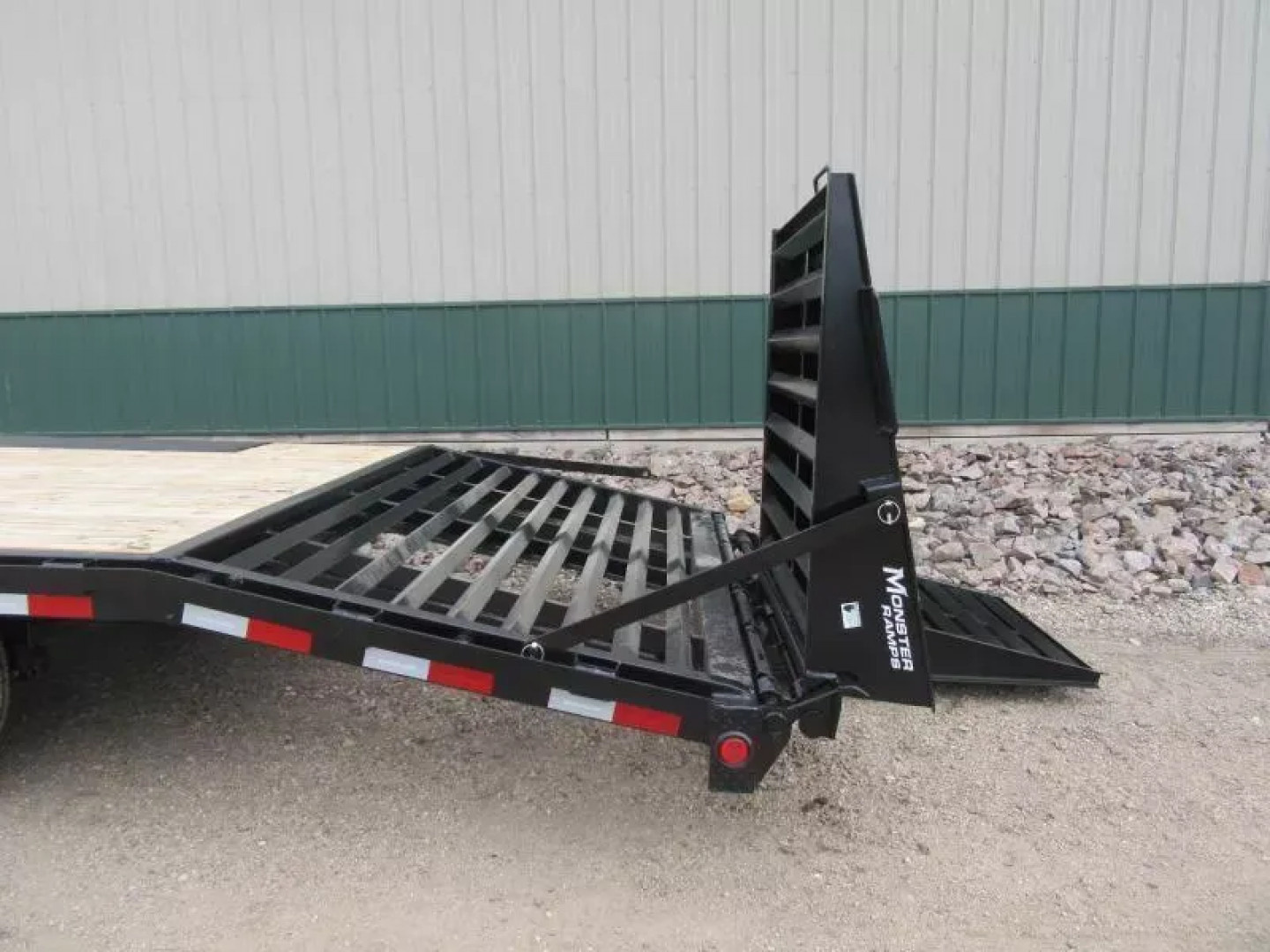 New 2026 24' x 8" 14k PJ I-beam Deckover Trailer
