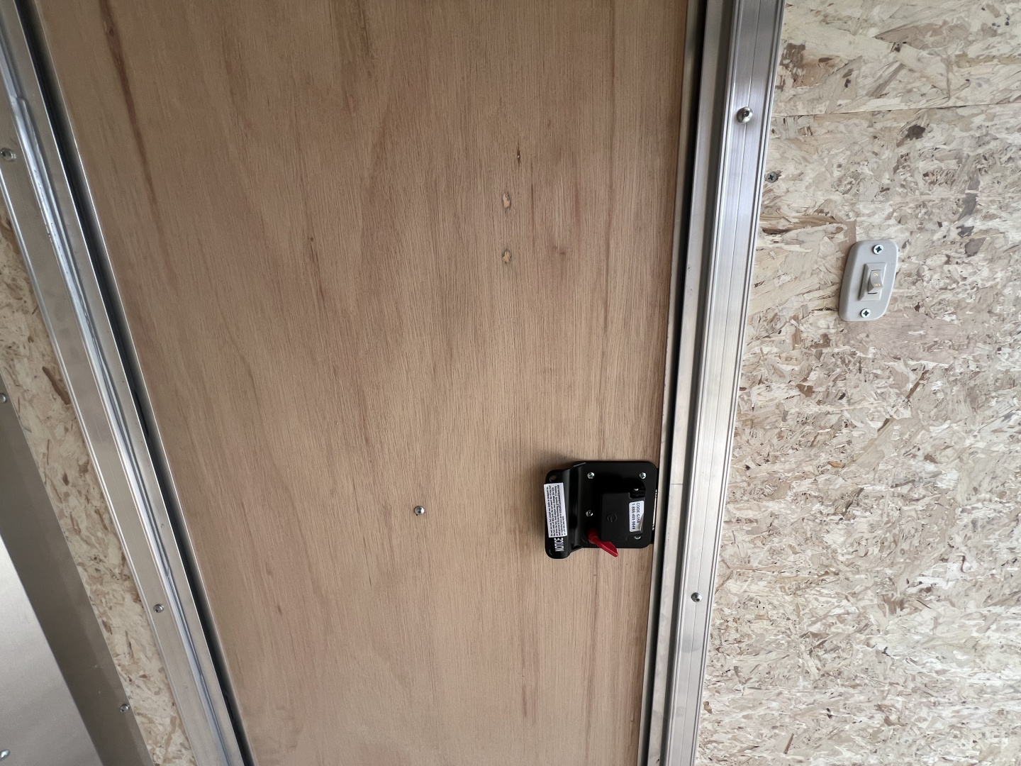 New 2026 Look Trailers 5X8 3K Ramp Door w/Side Door Cargo / Enclosed Trailer