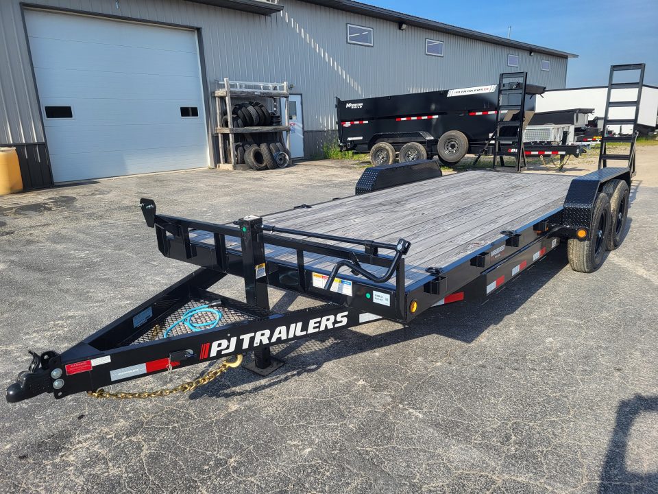 New 2026 PJ Trailers CC202