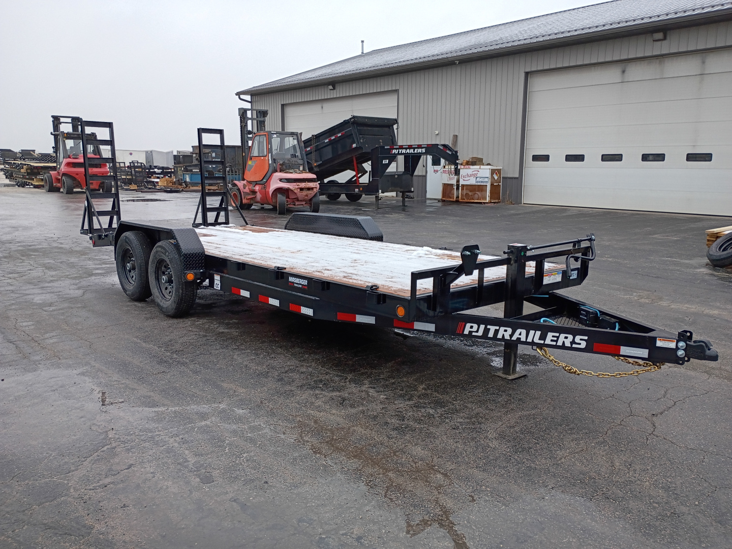 New 2026 PJ Trailers CC202