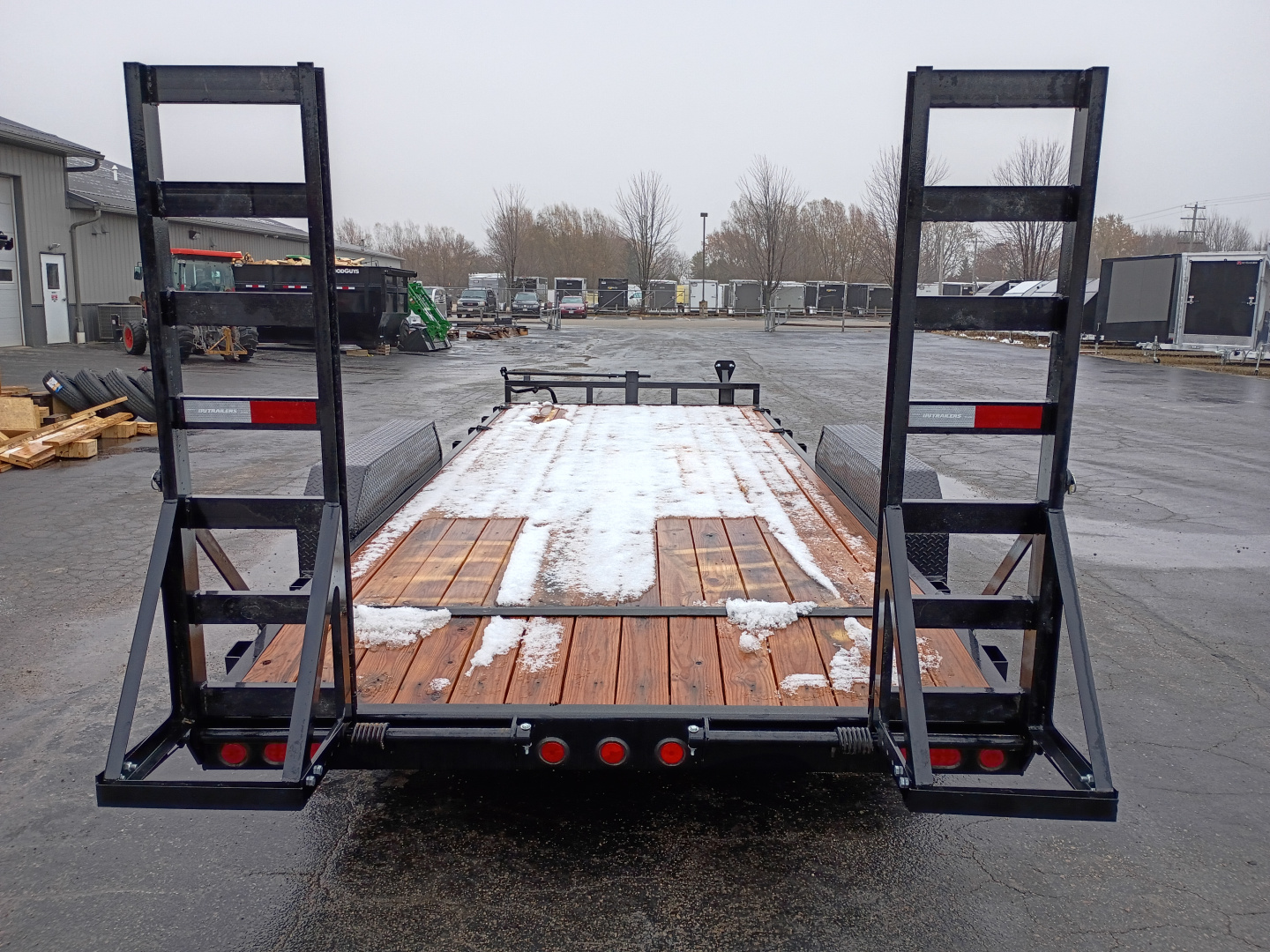 New 2026 PJ Trailers CC202