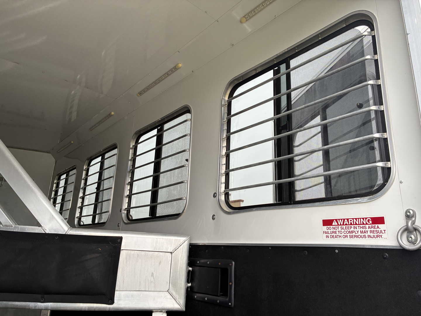 Used 2014 Lakota 4H 16LQ Horse Trailer