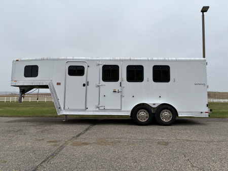 Used 2004 Kiefer 3 Horse Gooseneck Horse Trailer