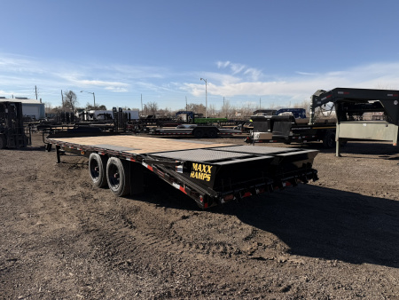 New 2026 Diamond T 8.5-24 Deckover Equipment Hauler 16K GVWR