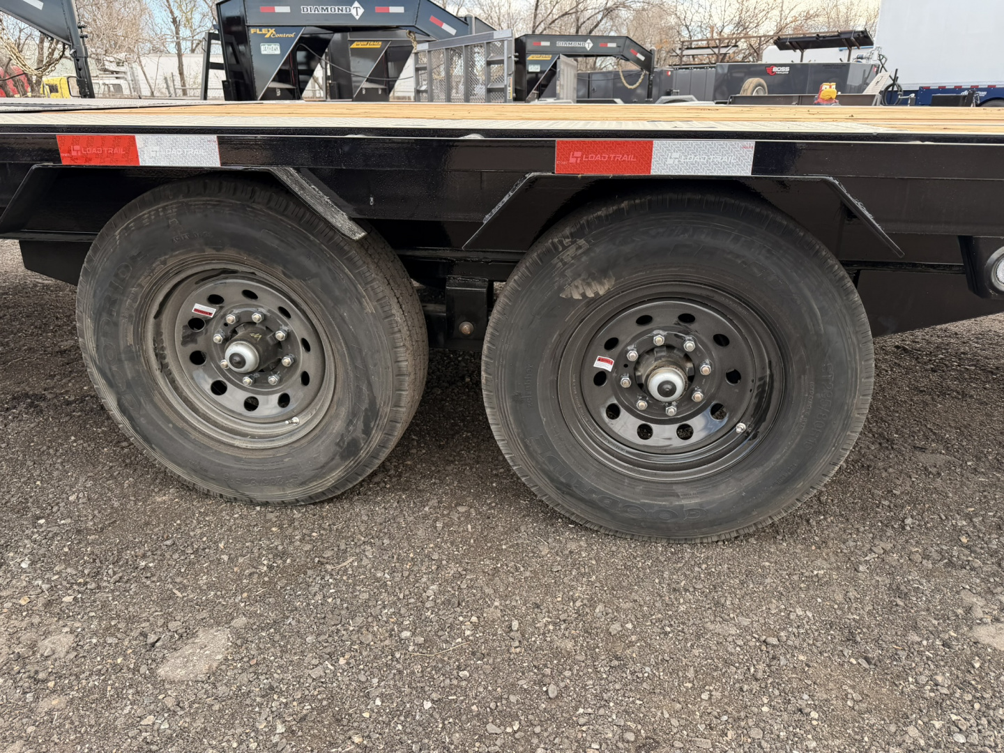 New 2026 Load Trail 8.5-30 Single Wheel Gooseneck Equipment Hauler 15.9K GVWR