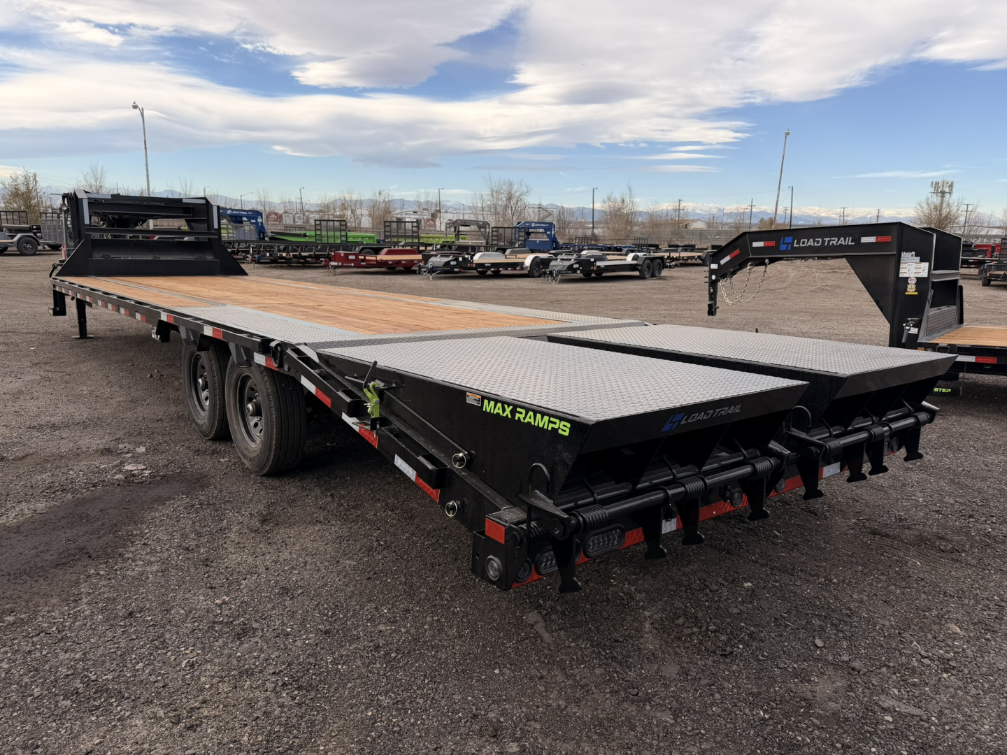 New 2026 Load Trail 8.5-30 Single Wheel Gooseneck Equipment Hauler 15.9K GVWR