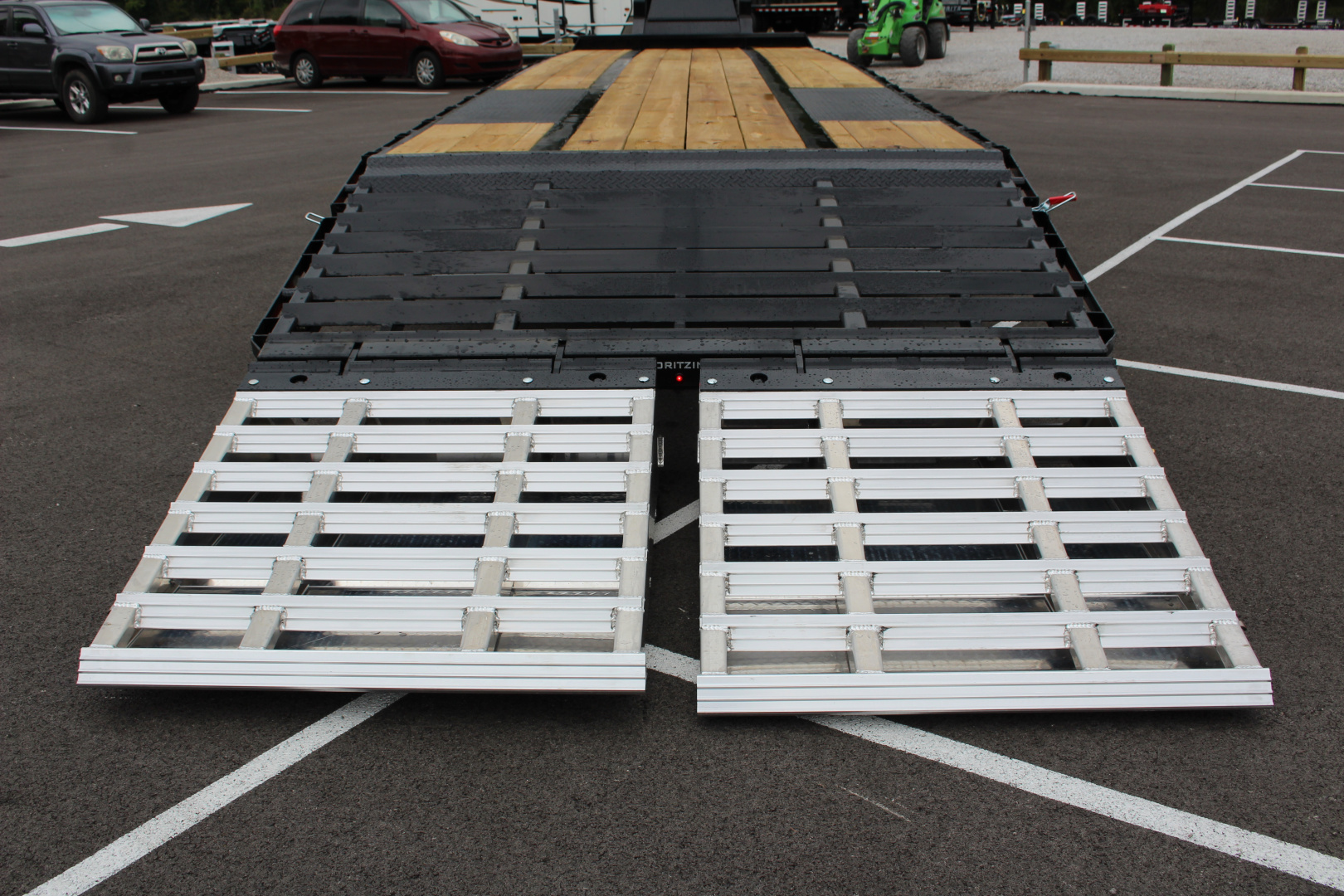 New 2025 Moritz FDGH DT 30' + 5' GOOSENECK Deckover Flatbed Trailer- Full Width Aluminum Ramps- 25900# GVW