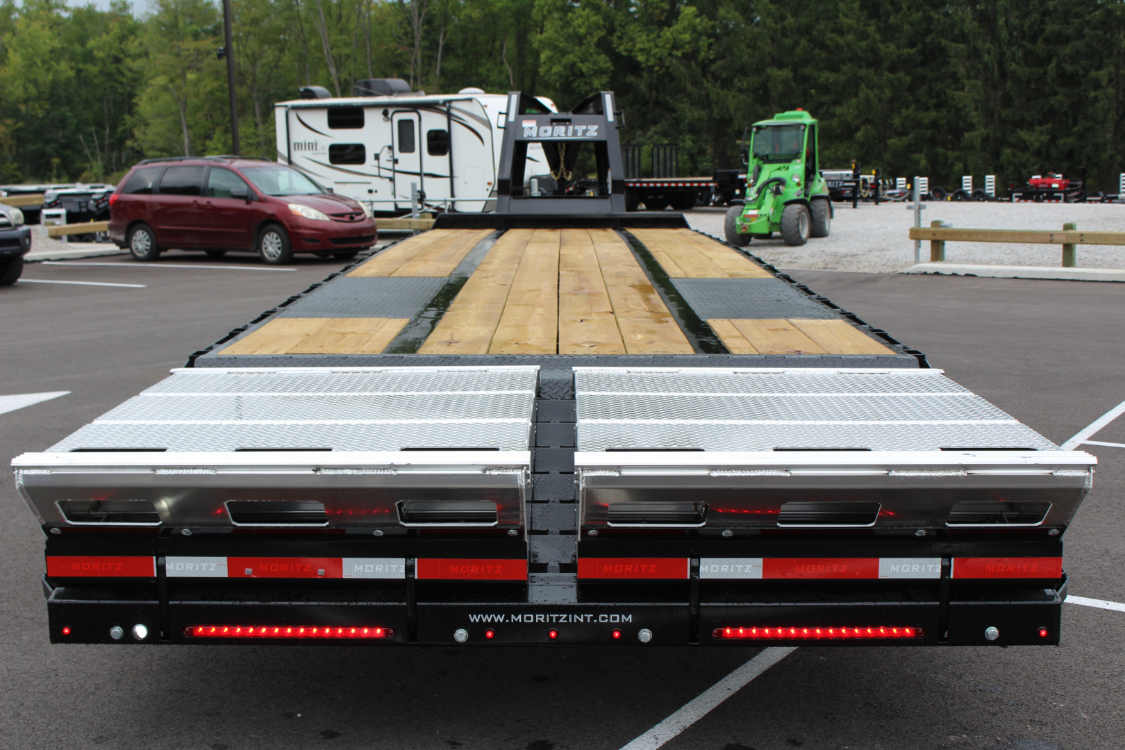 New 2025 Moritz FDGH DT 30' + 5' GOOSENECK Deckover Flatbed Trailer- Full Width Aluminum Ramps- 25900# GVW